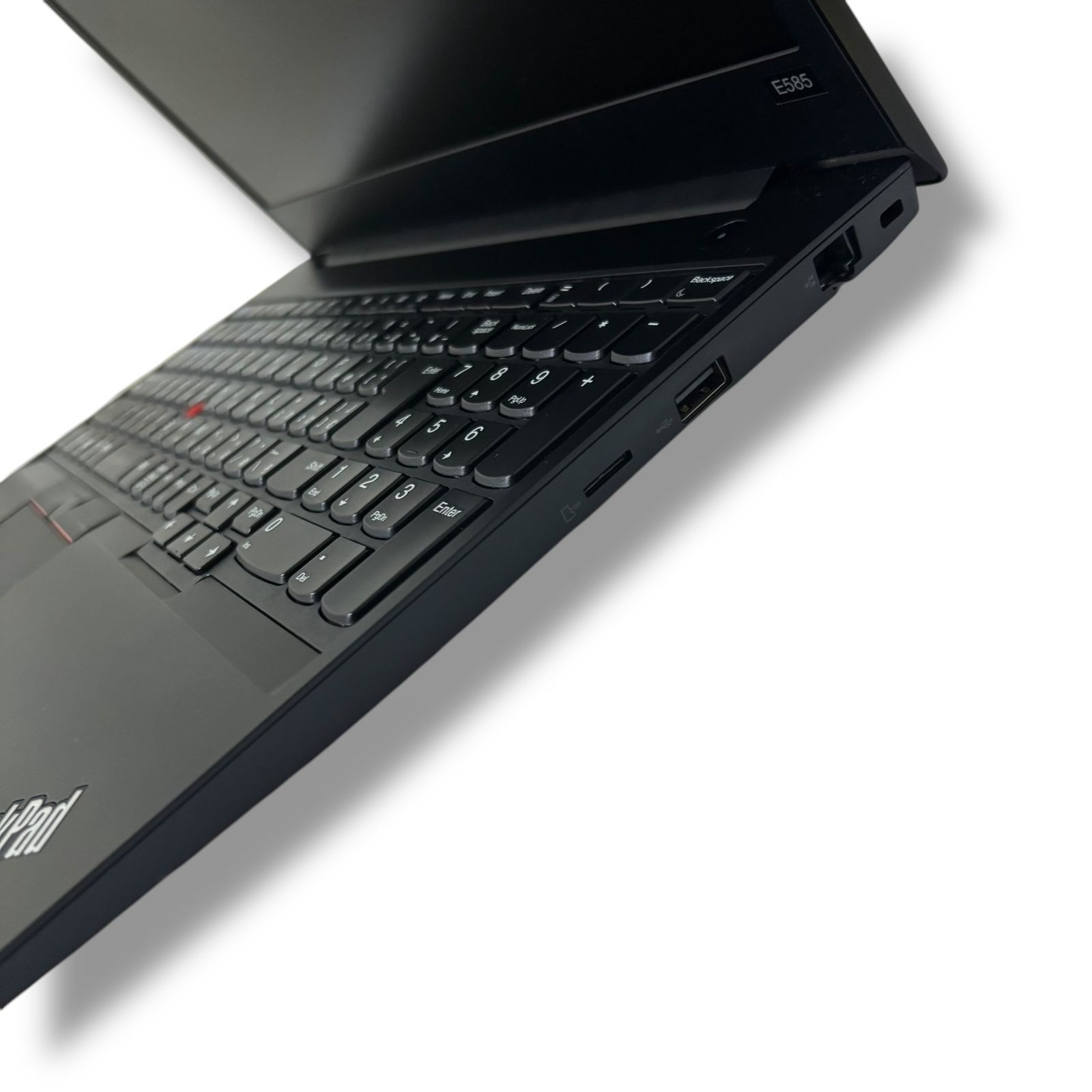 Lenovo|ノートパソコン|Thinkpad|Win11対応機種