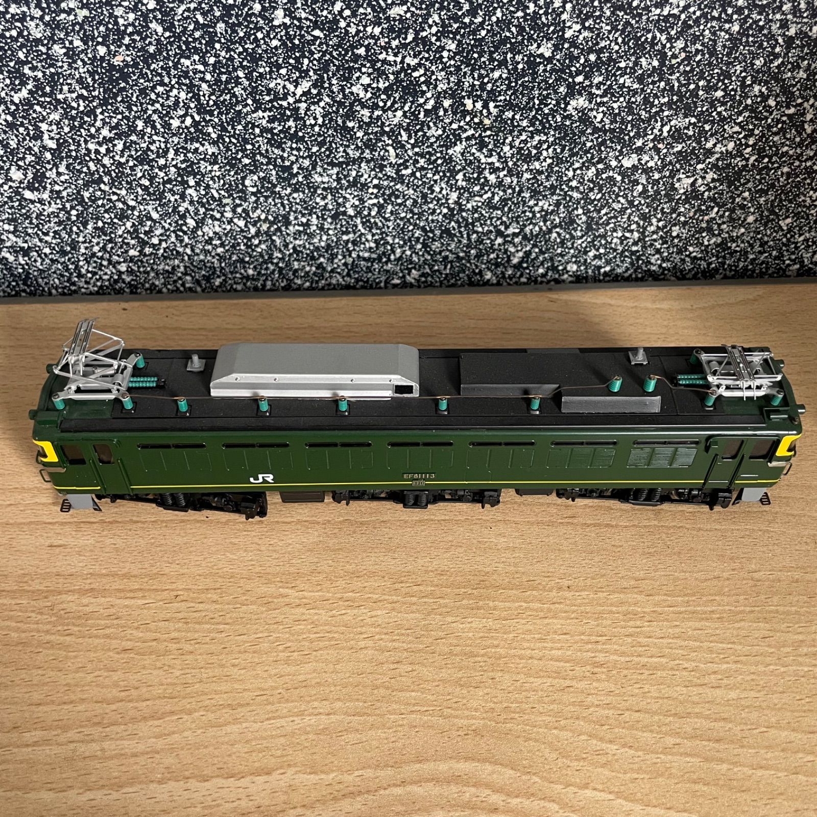 ♭ エンドウ 電気機関車 EF81 エンドウ HOゲージ トワイライト色