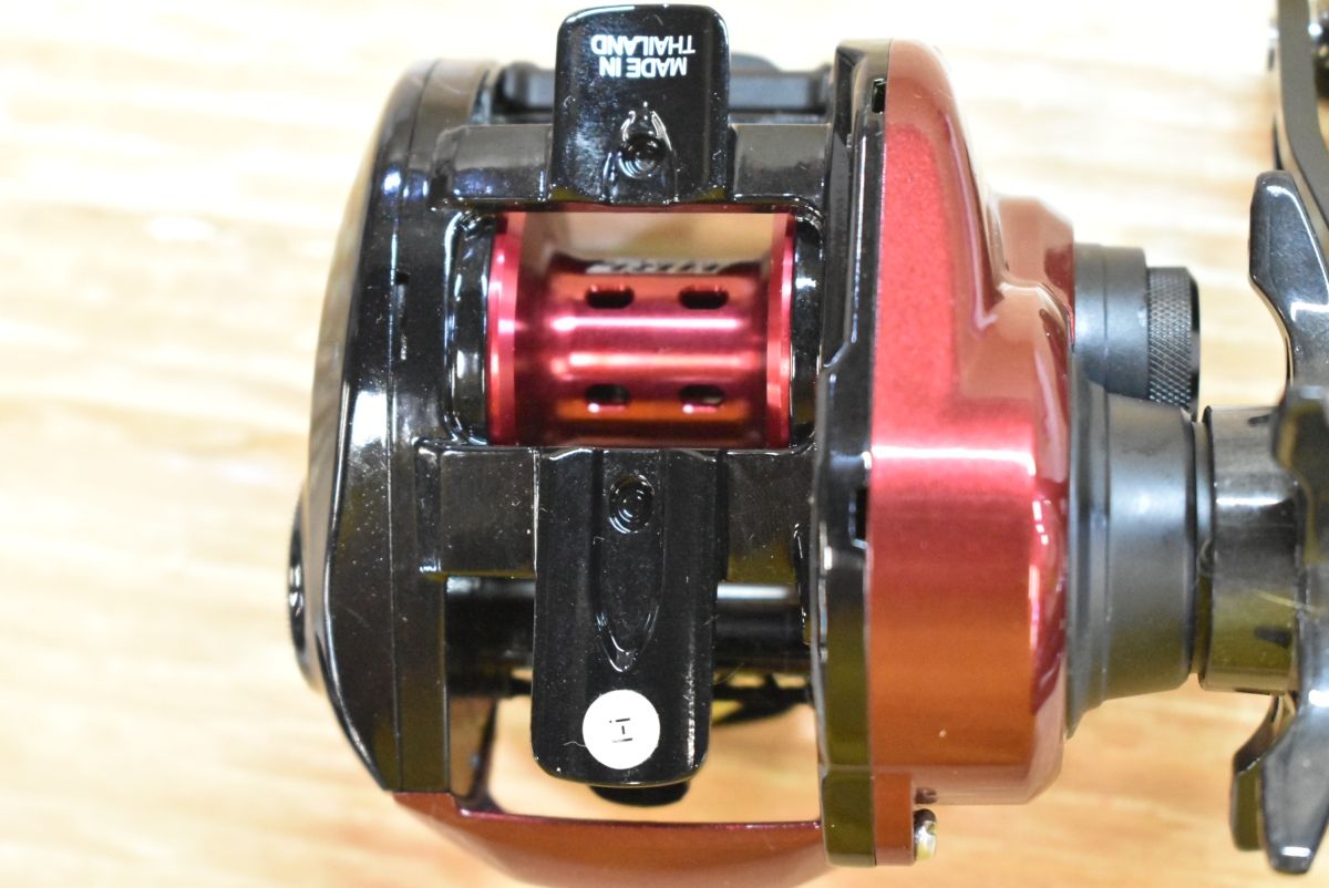 ダイワ 20 HRF PE スペシャル 8.1R 右 DAIWA ベイトリール ロック