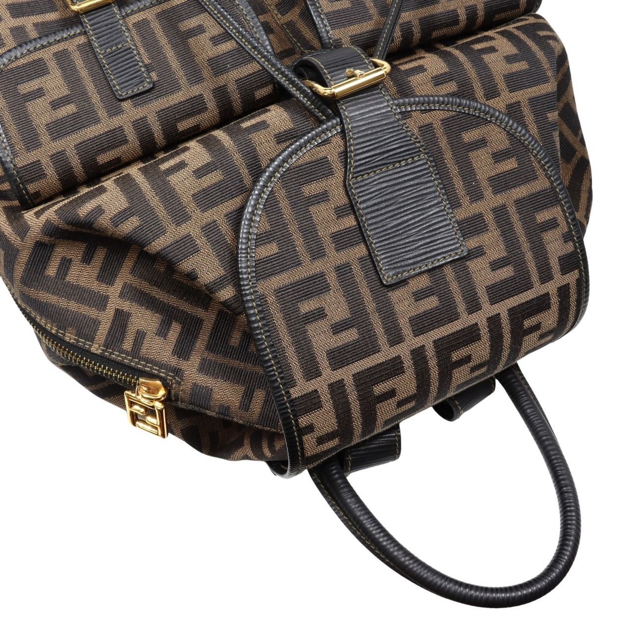 FENDI フェンディ ズッカ バッグパック ロゴ 総柄 キャンバス レザー 