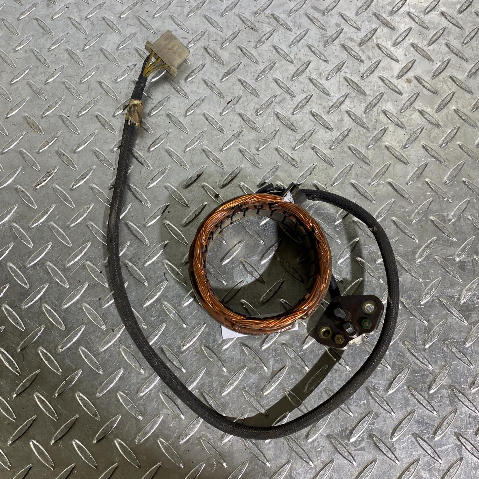 HONDA CBX400F ステーターコイル ホンダ [M-250331-40] HONDA CBX400F ステーターコイル ホンダ - メルカリ