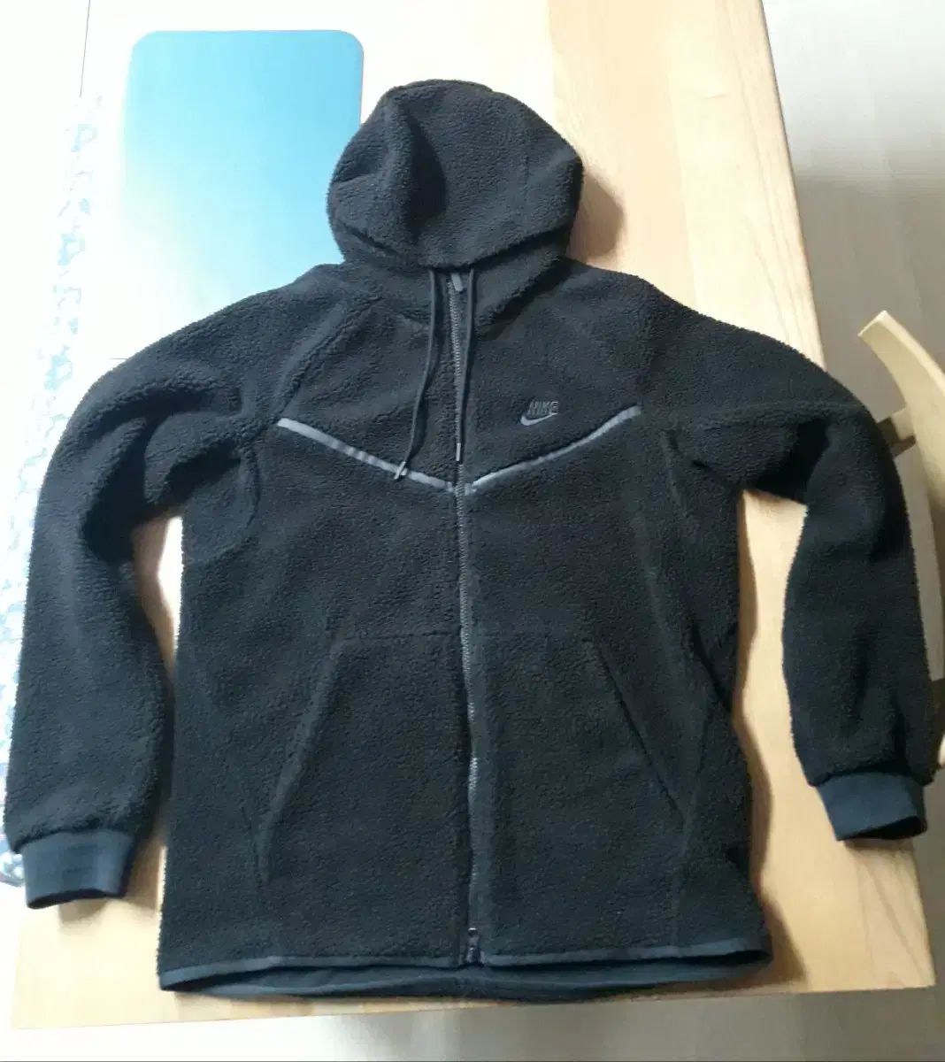 L NIKE シェルパ テックパック ブラック トップス