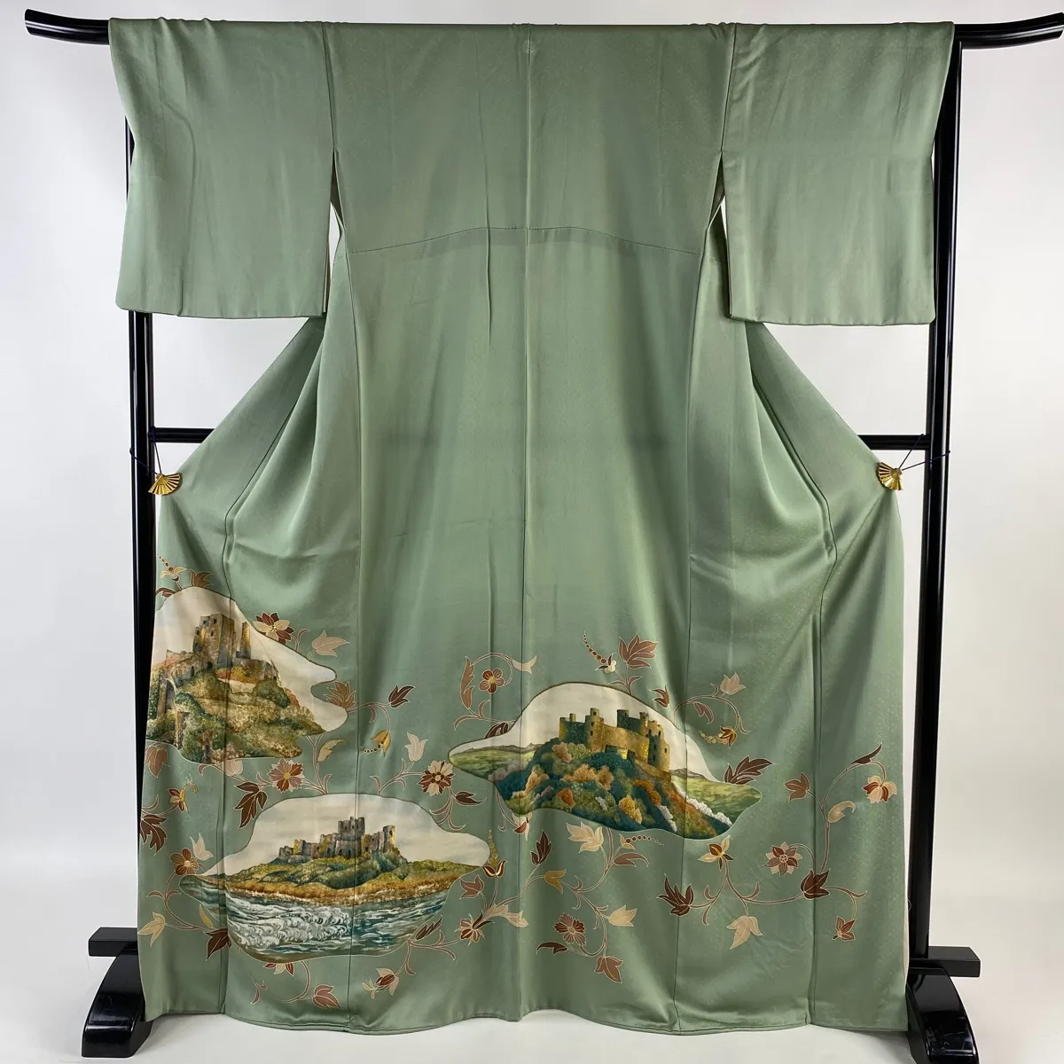 色留袖 身丈169cm 裄丈68cm L 袷 大彦 落款 風景 花唐草 金銀糸 刺繍  