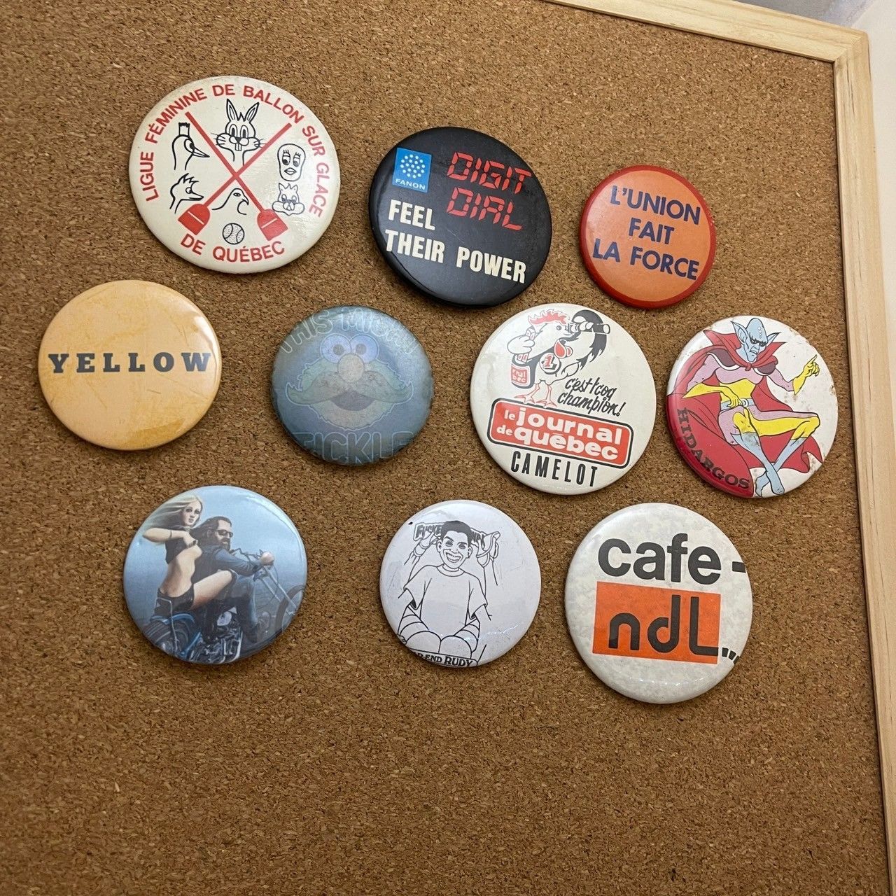 CW バイク イラスト アート アニメ 缶バッジ ビンテージ アンティーク