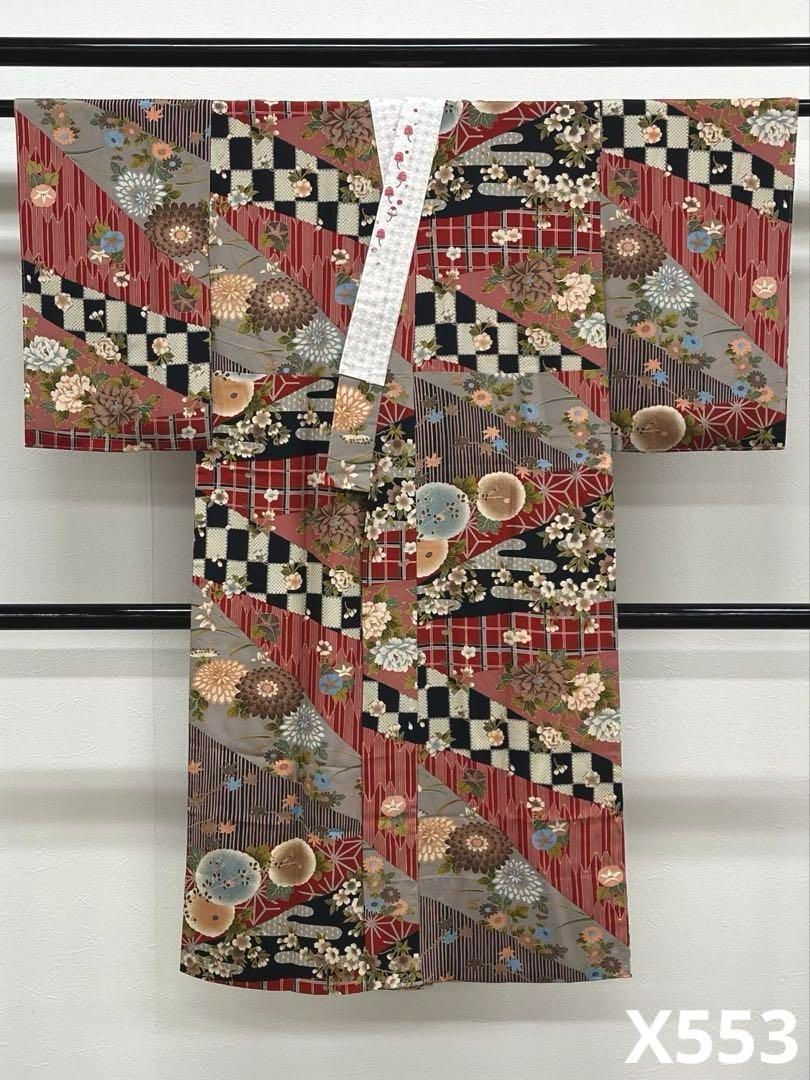 長襦袢 半衿付き やまと扱い 居敷当て付き 総柄 正絹 X553