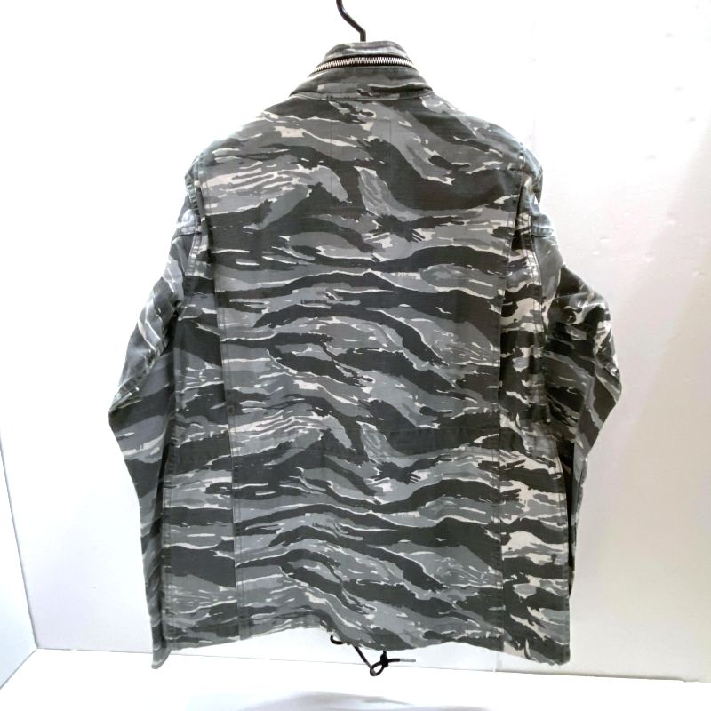 03w15717【タグ付き美品】Liberaiders リベレイダース