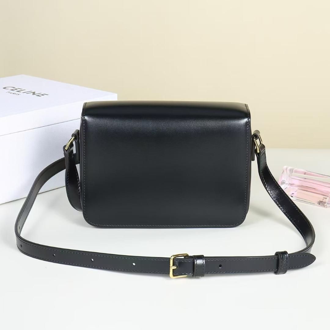 セリーヌ CELINE レザーショルダーバッグ メッセンジャーバッグ