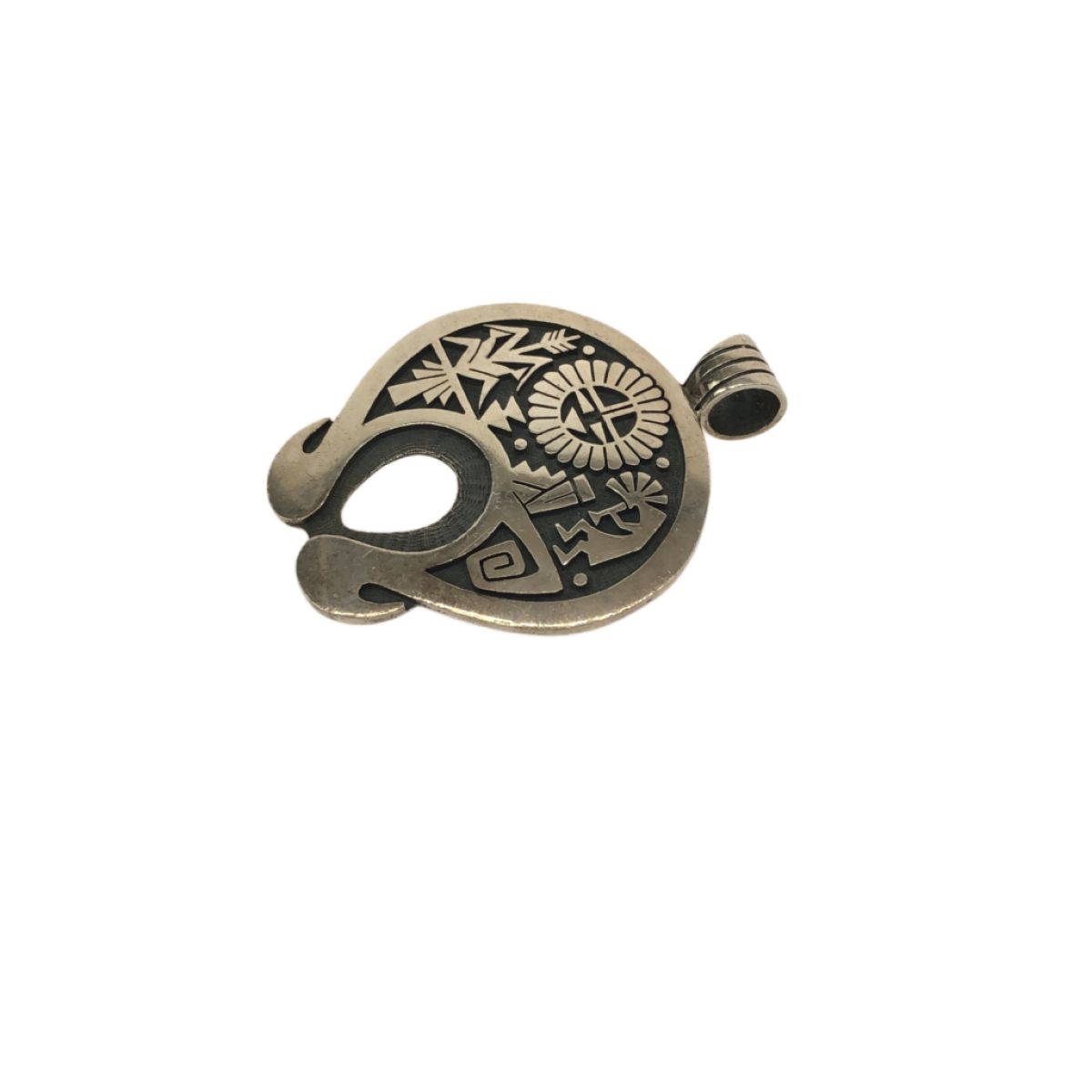 HOPI ホピ族 Gary＆Elsie Yoyolie サンフェイス ペンダントトップ STERLING シルバー インディアンジュエリー