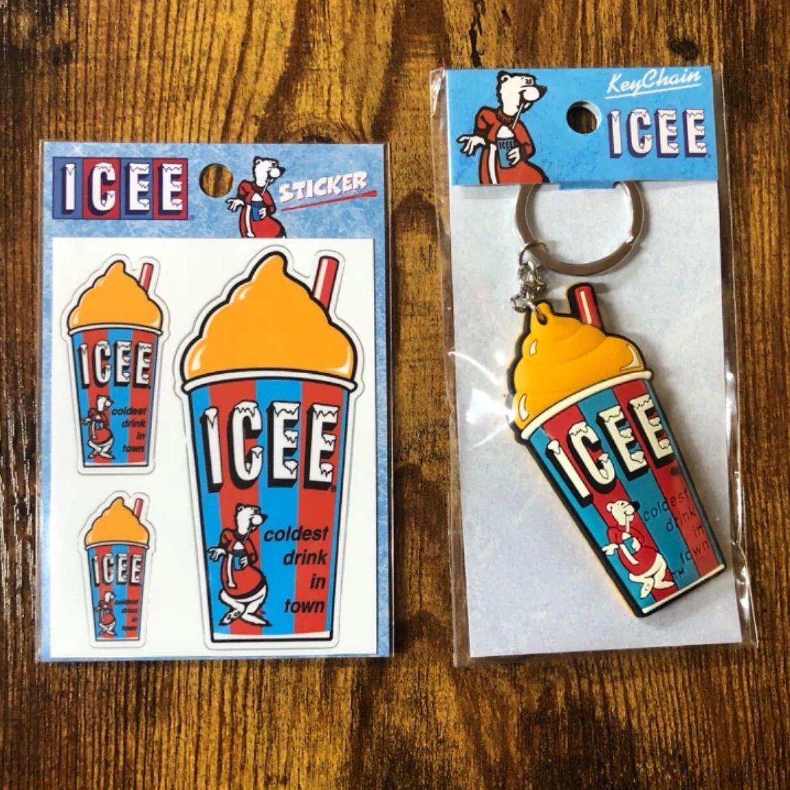 ICEE】ラバーキーホルダー & ステッカー セット オレンジ アメリカン雑貨 - メルカリ