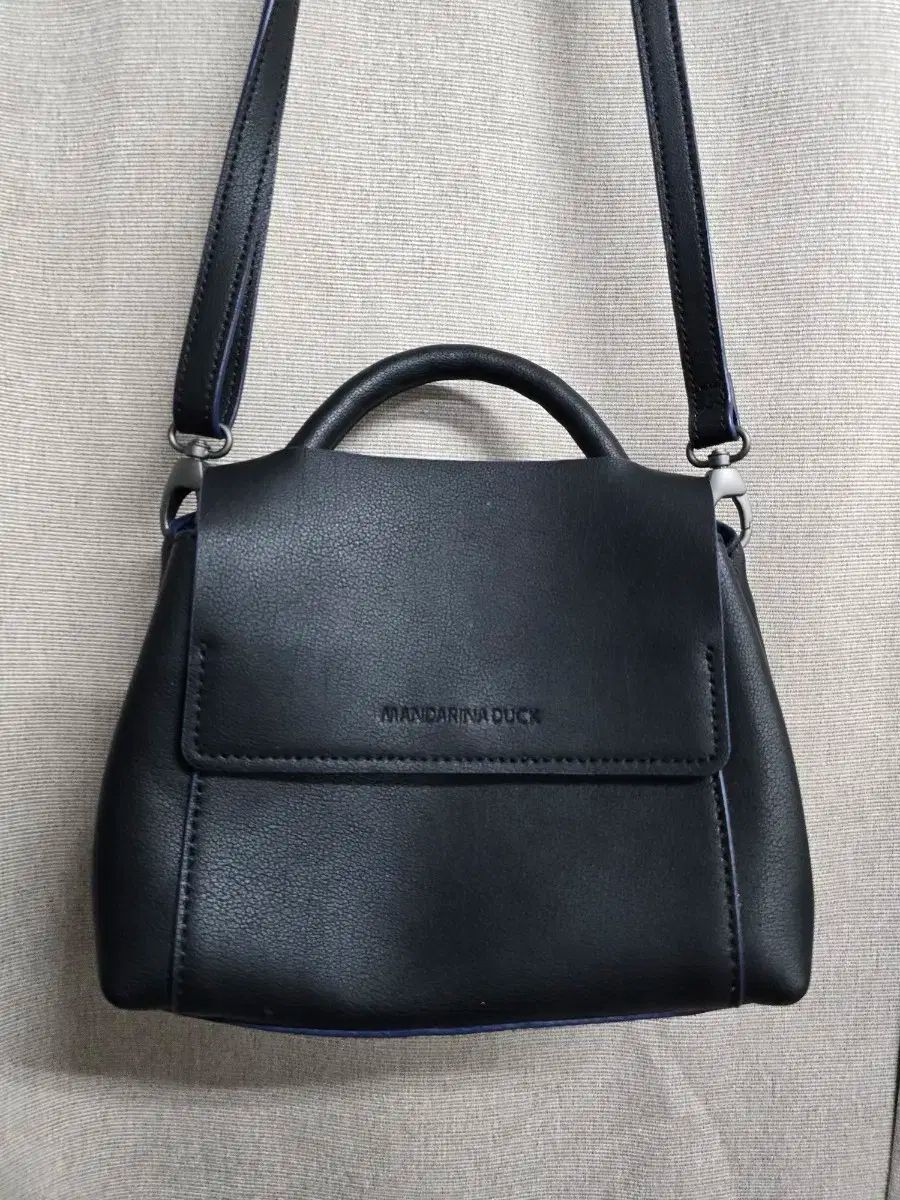 MANDARINA DUCK マンダリナダック ブラック ミニ ツーウェイバッグ ２WAYバッグ