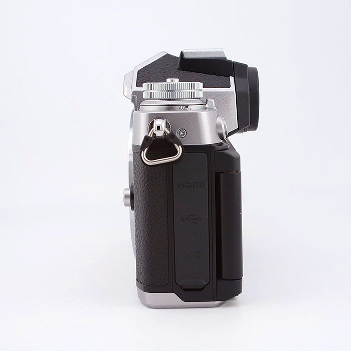 中古】(ニコン) Nikon Z FC ボデイ シルバー 中古：B(並品