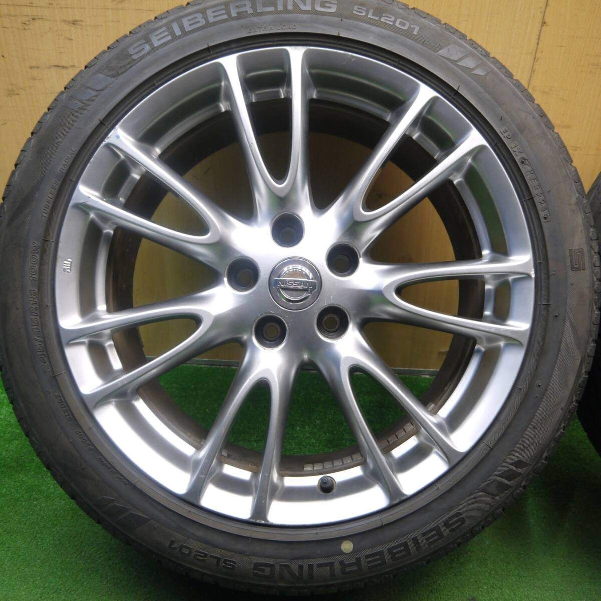 バリ溝！21年！9.5分☆日産 V36 スカイライン 純正 225/50R18