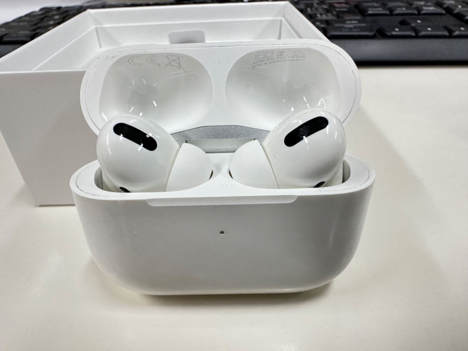 AirPods pro