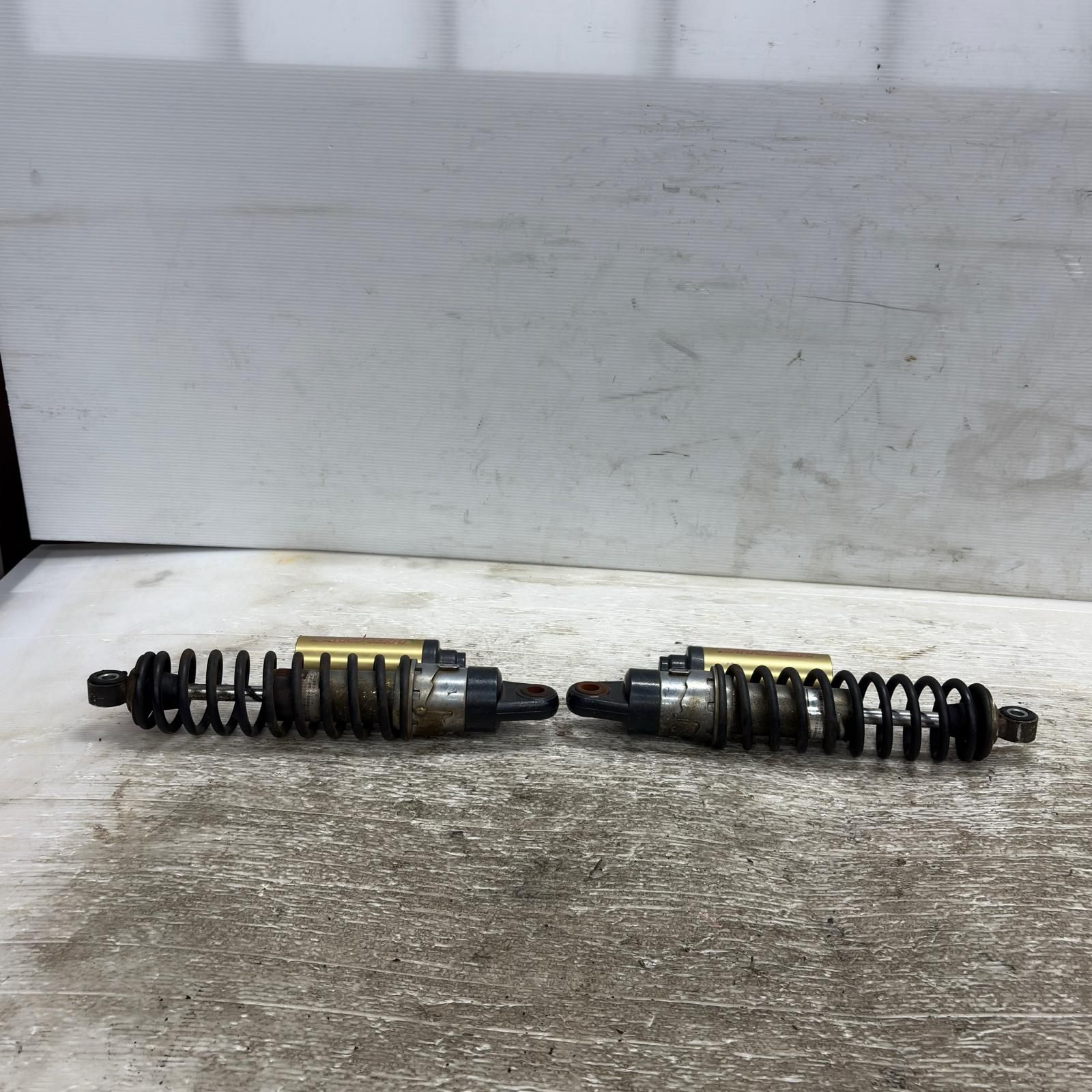 KAWASAKI バリオス2 ZR250B リアサスペンション カワサキ MANTTHAN_COM