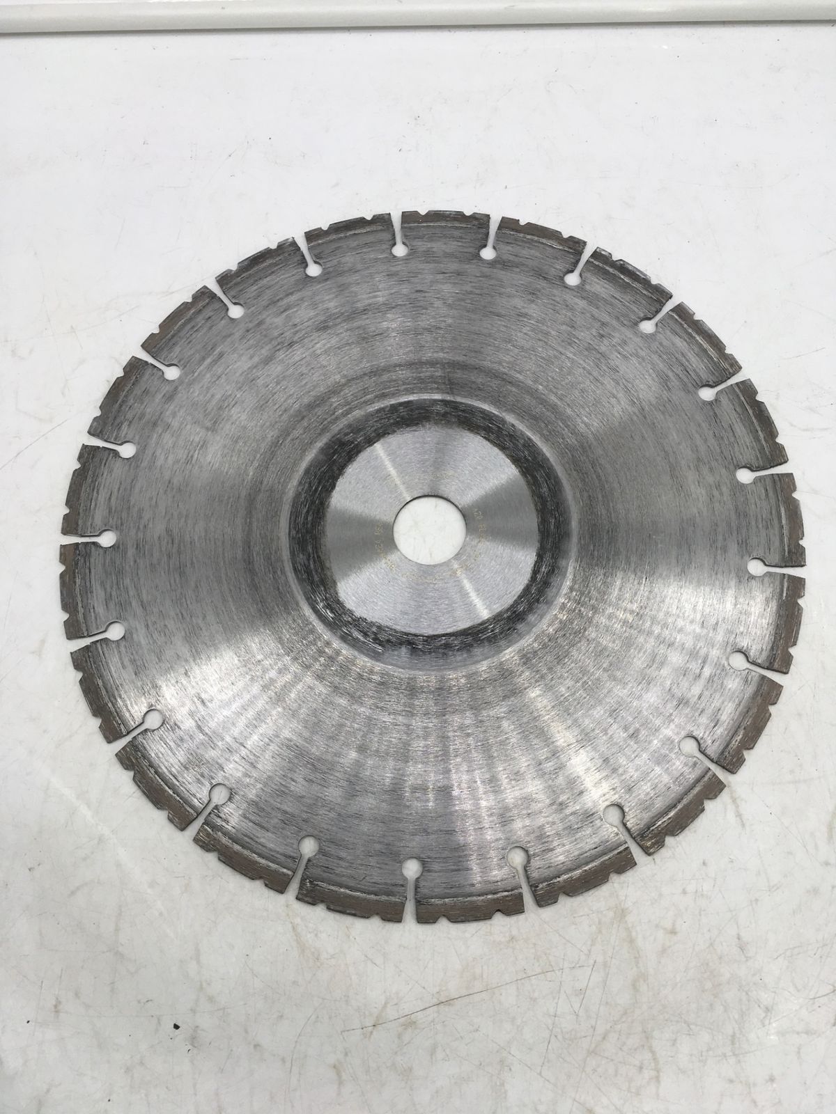 品 Husqvarna|ハスクバーナ 12インチダイヤモンドブレード 乾式420-12インチ ITKY0TAHR2UW エコツール岡崎インター店 M02
