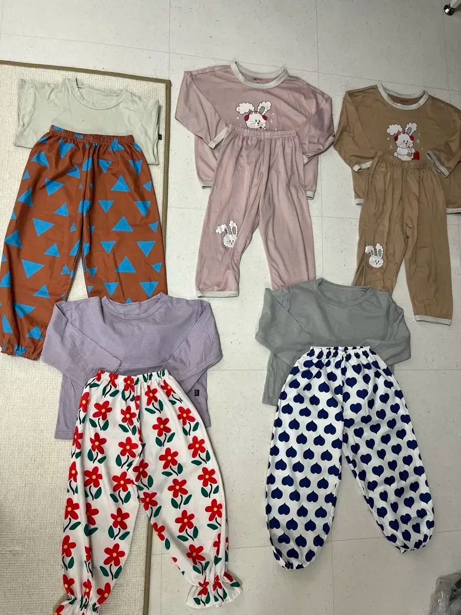 110 ベビー服 幼児服 保育園服 モリー メリーなど 未着用のものが多い