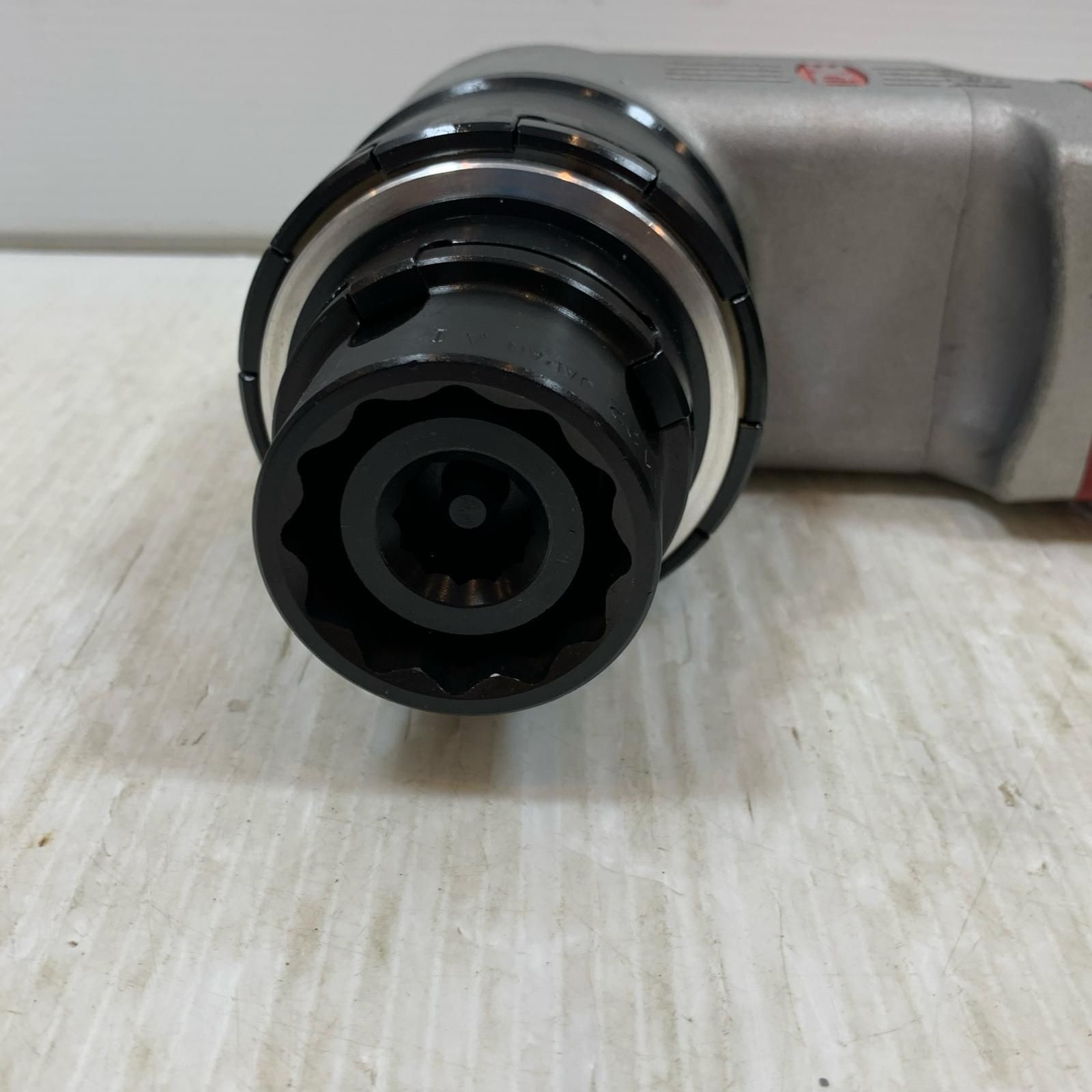 シルバー×ブラック