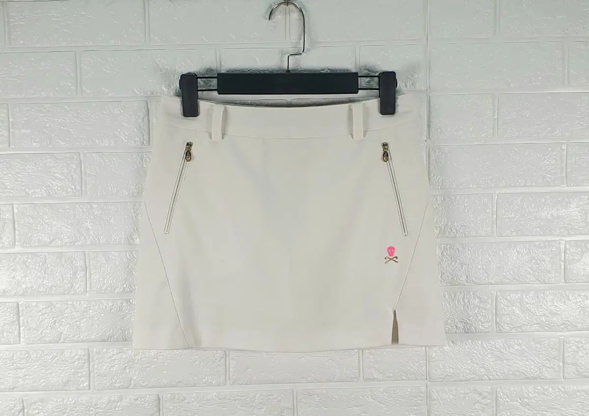 27 MARK & LONA(マークアンドロナ) 正規品 ゴルフ スカート - メルカリ