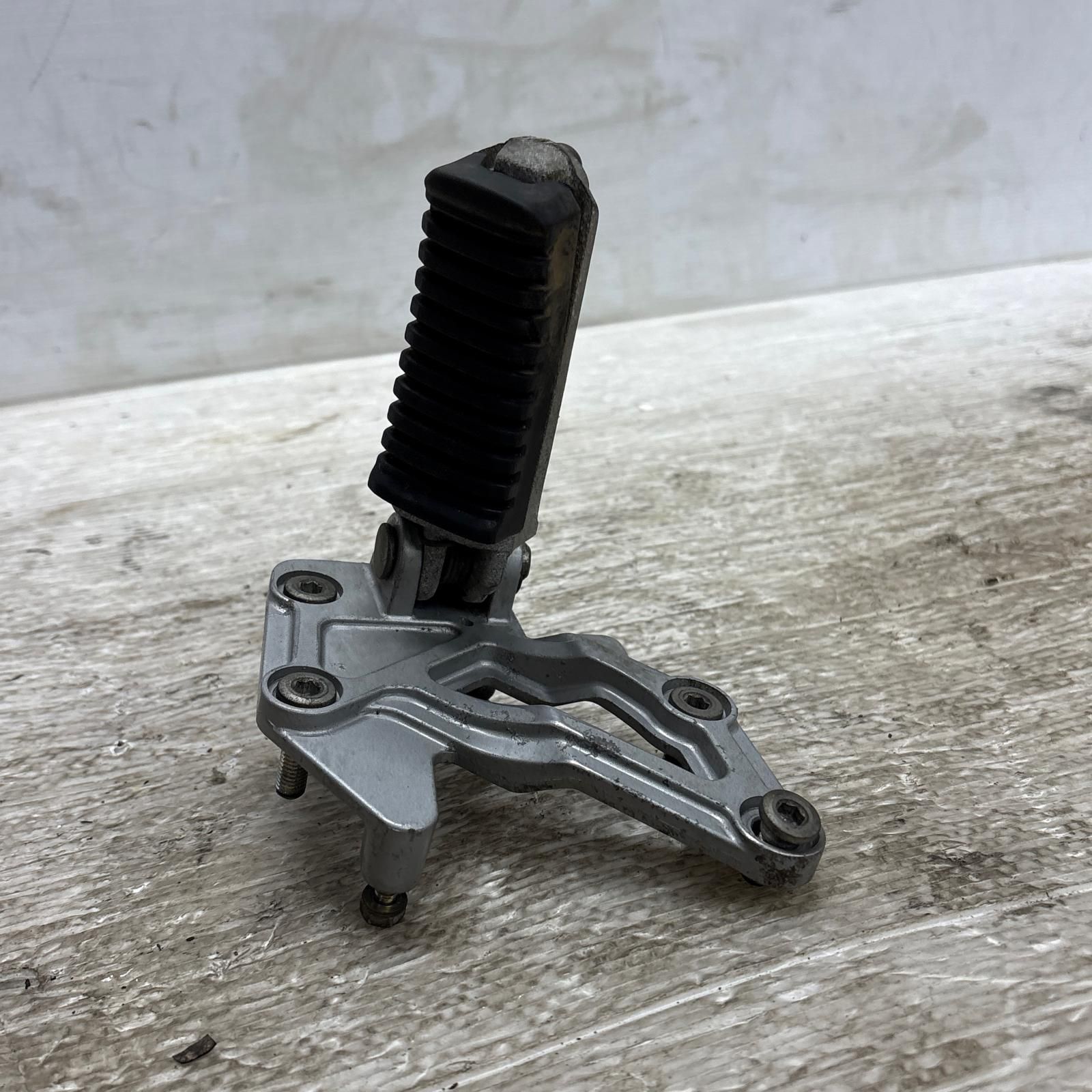 KAWASAKI GPZ400R ZX400D アクスルシャフト フロント カワサキ