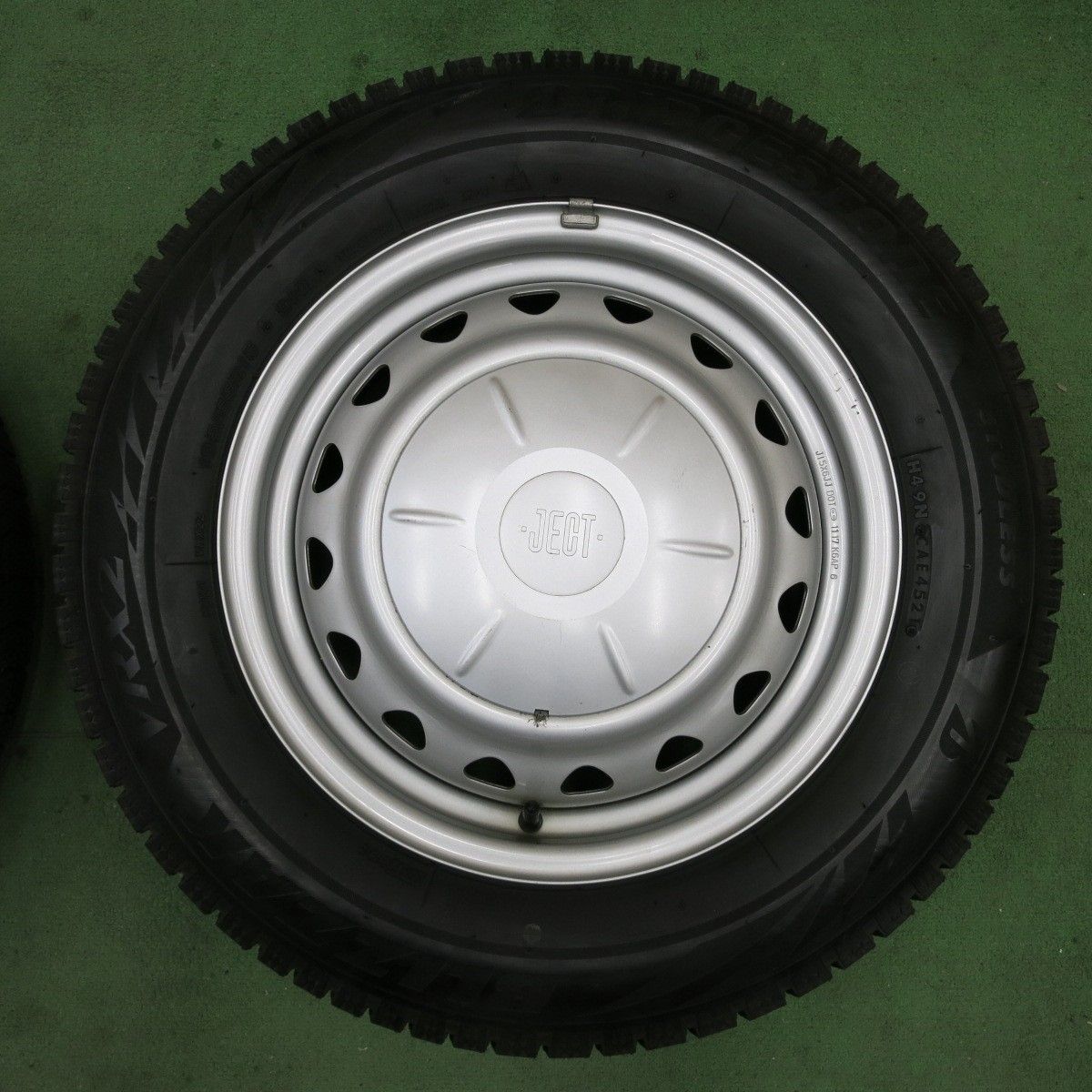 バリ溝！21年！9.5分スタッドレス 195/65R15 ブリヂストン ブリザック VRX2 ・JECT・ スチール 15インチ PCD100 114.3/5H マルチ5042803TTス