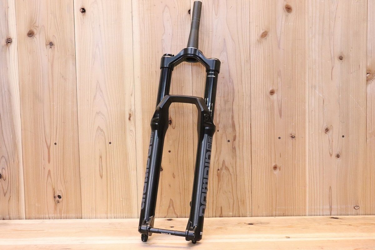 サスペンションフォーク・ロックショックスdomain R180mm RockShox Domain RC 29