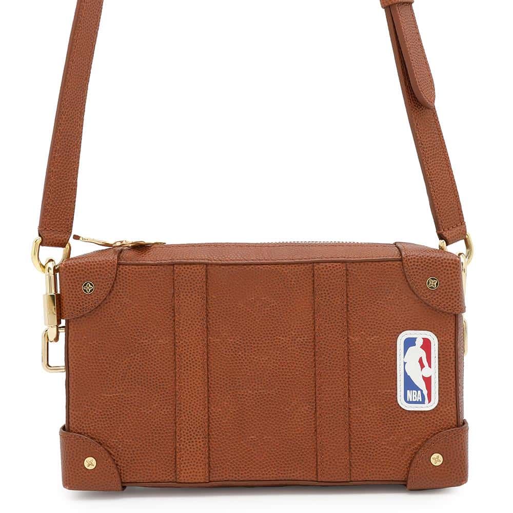 ルイヴィトン ショルダーバッグ ボール グレインレザー|モノグラム パターン LV×NBA ソフトトランク M80549 LOUIS VUITTON