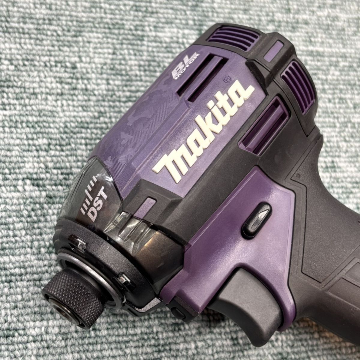 インパクトドライバ TD002G