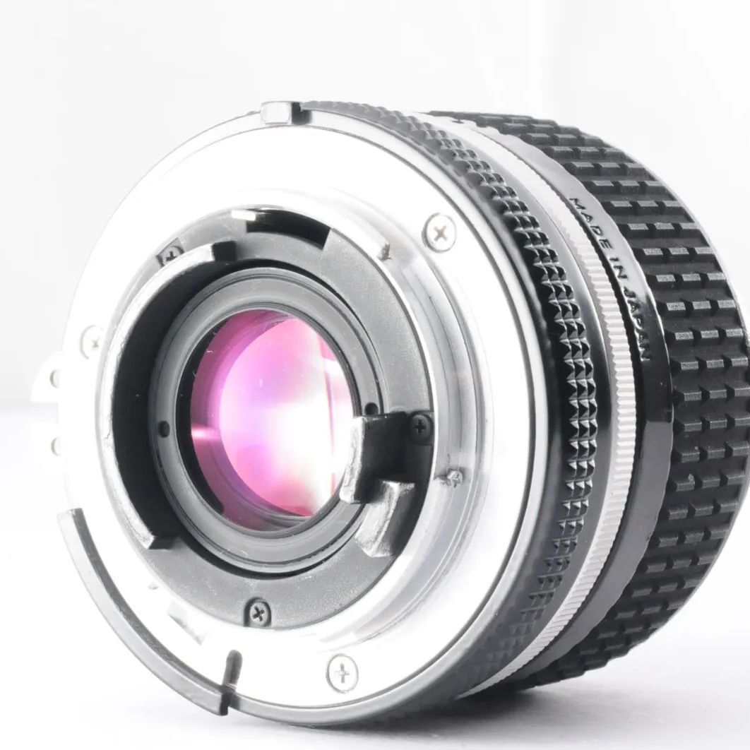 24mm F2.8
