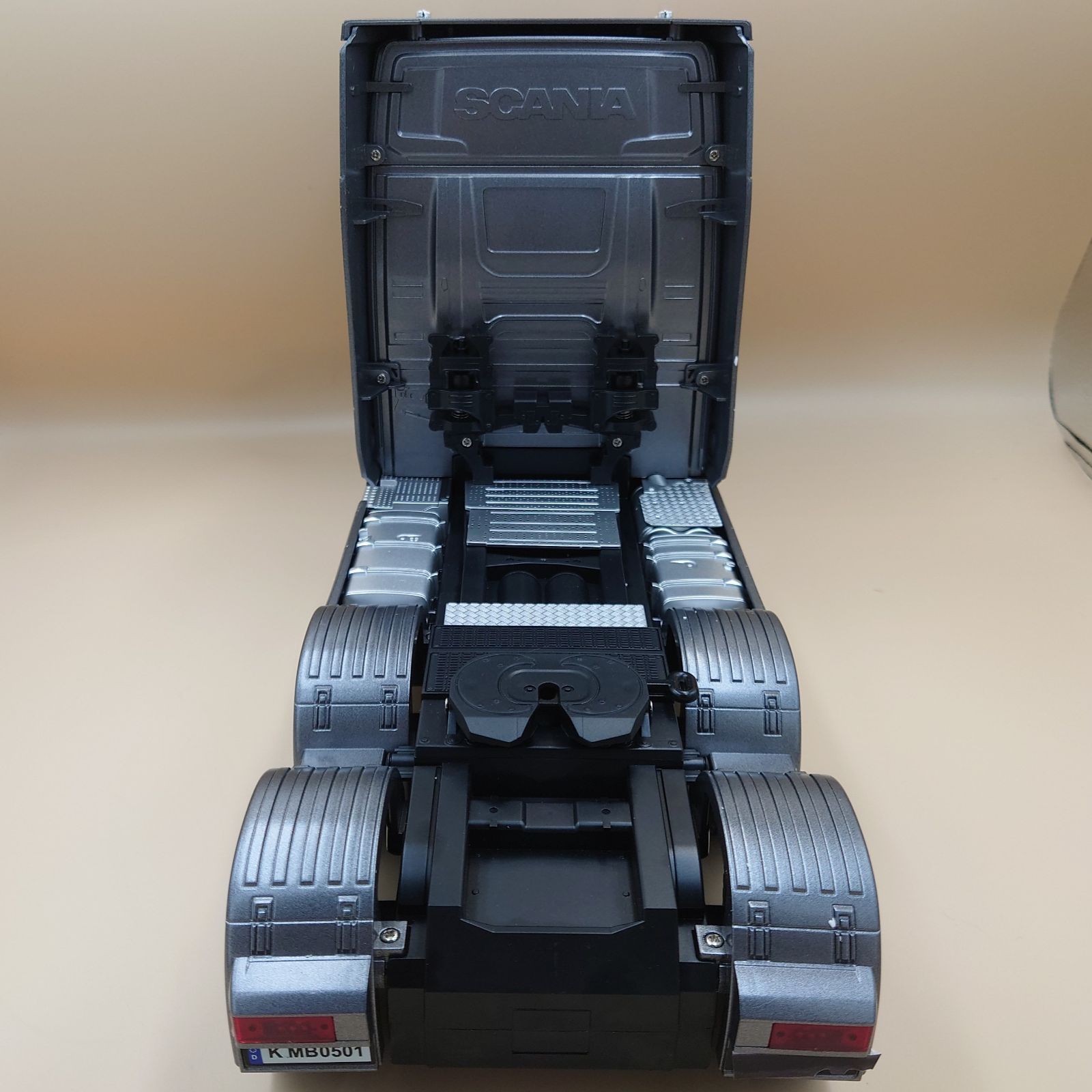 1/18 スカニア SKANIA770S シルバー ラジコン大型トラック トレーラー