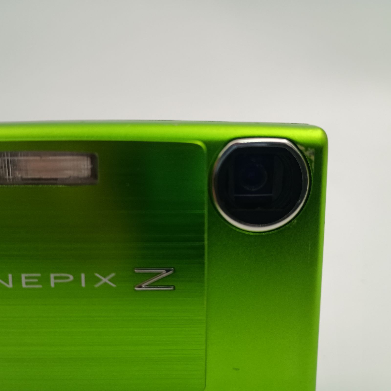 FUJIFILM FINEPIX Z10 fd COMPACT DIGITAL CAMERA Green 緑 富士