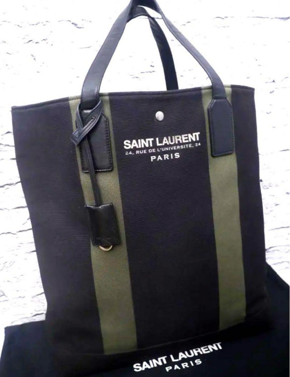 SAINT LAURENT サンローラン ビーチショッピング B4対応 大容量 SAINT LAURENT サンローラン ビーチショッピング B4対応 大容量