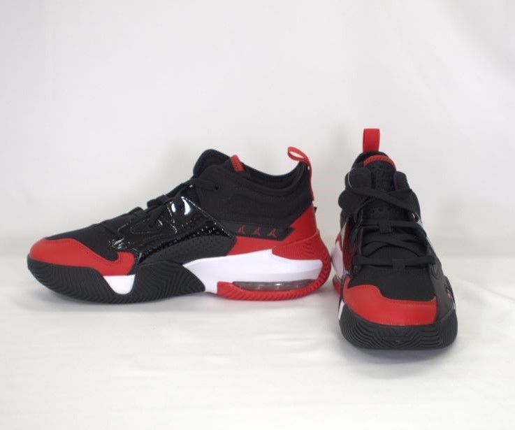 新品・未使用 ☆ NIKE】ナイキジョーダンステイロイヤル2 / NIKE