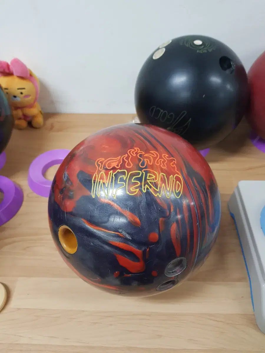 中古ボーリングボール 14p インフェルノ - メルカリ 中古ボーリングボール 14p インフェルノ - メルカリ