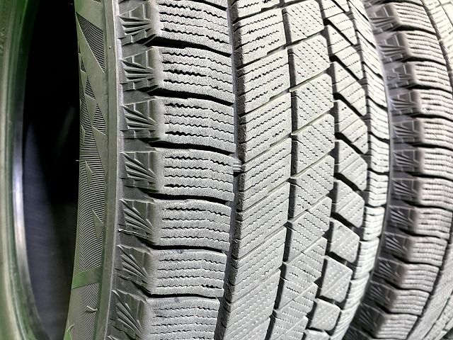 ブリザックVRX3 205