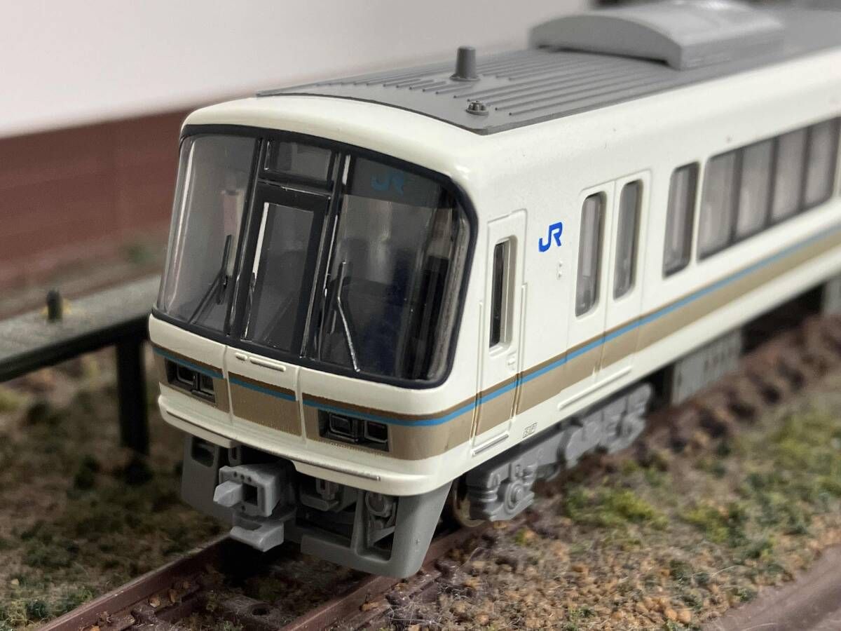 Nゲージ KATO 10-435 221系電車 4両基本セット カトー - メルカリ