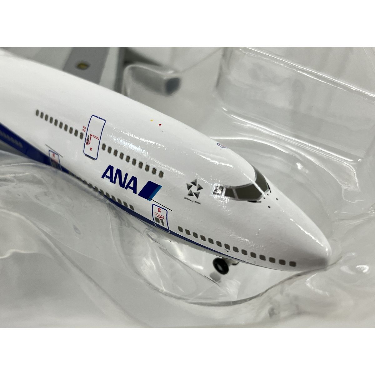 ANA NH40062 JA8098 747-400 全日空 1/400 国際線 旅客機 飛行機