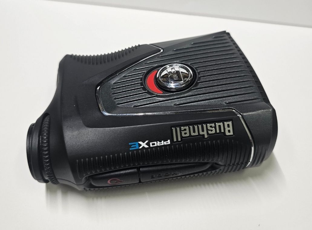 Bushnell ピンシーカーPRO XE レーザー距離計❣️本日限定価格❣️ Bushnell ピンシーカーPRO XE レーザー距離計本日迄送料込みです