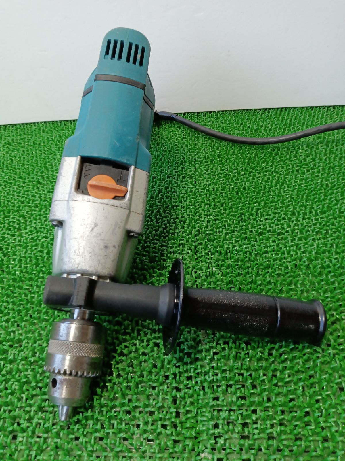 即購入OK!】☆中古品☆ マキタ makita 20㎜2スピード震動ドリル 即購入OK!】☆中古品☆ マキタ makita 20㎜2スピード震動ドリル