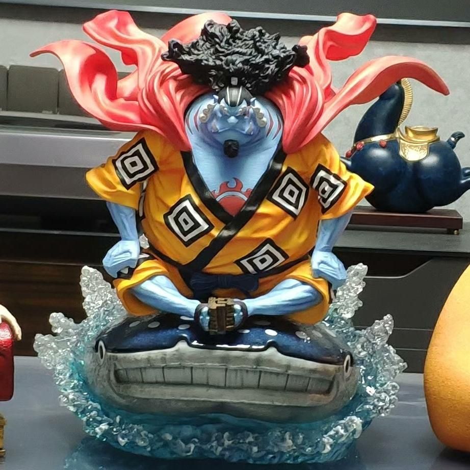 ワンピース 王下七武海 海峡のジンベエ フィギュア ガレージ