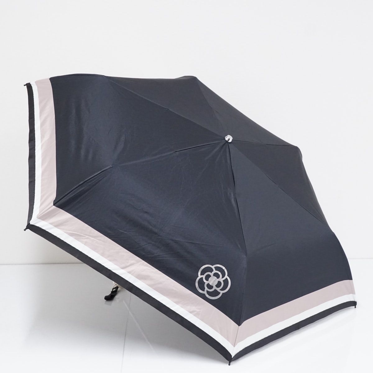 CLATHAS【未使用】パイル フワフワ フーデットコート カメリア ブラック 折りたたみ日傘 CLATHAS クレイサス USED品 晴雨兼用 ボーダー