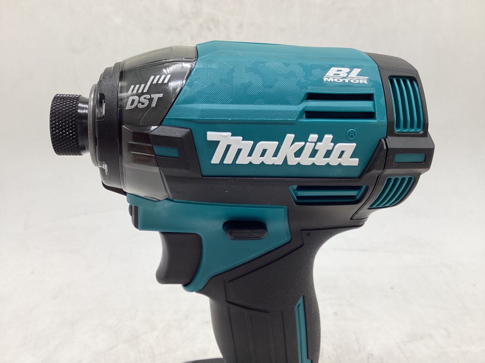 Makita|マキタ 40vMax充電式インパクトドライバ