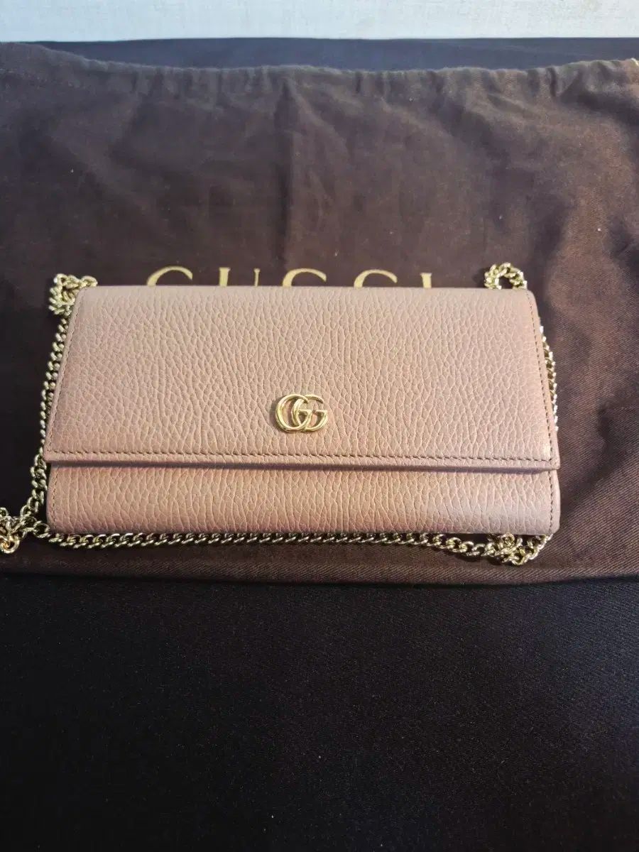 GUCCI グッチ マーモント woc チェーンバッグ