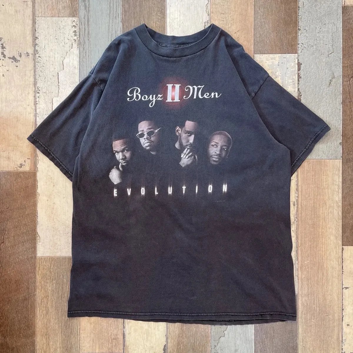 ⭐︎激レア盤⭐︎ BOYZ II MEN / EVOLUTION（送料無料） Amazon.com: Boyz II Men - Evolution: CDs & Vinyl