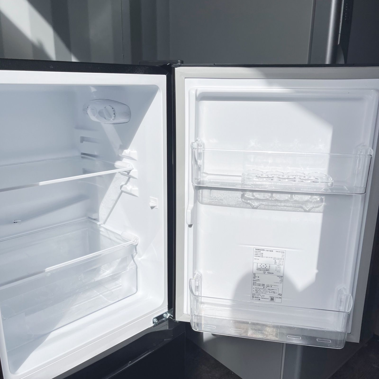 307取付無料！完動品！2025年製山善ブラック冷蔵庫・おしゃれホワイト洗濯機 307取付無料！完動品！2025年製山善ブラック冷蔵庫・おしゃれホワイト