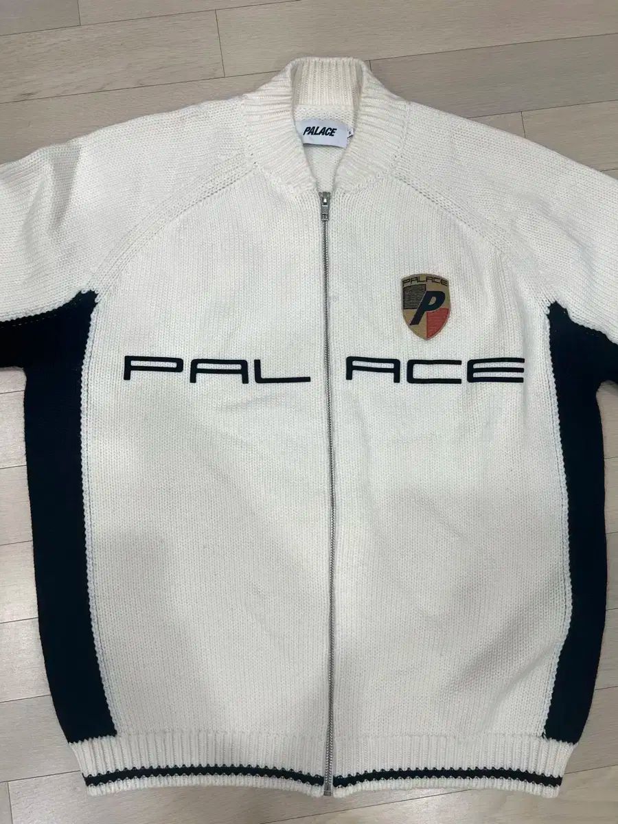 XL PALACE パレス ポッシュ ジップアップニット アイボリー
