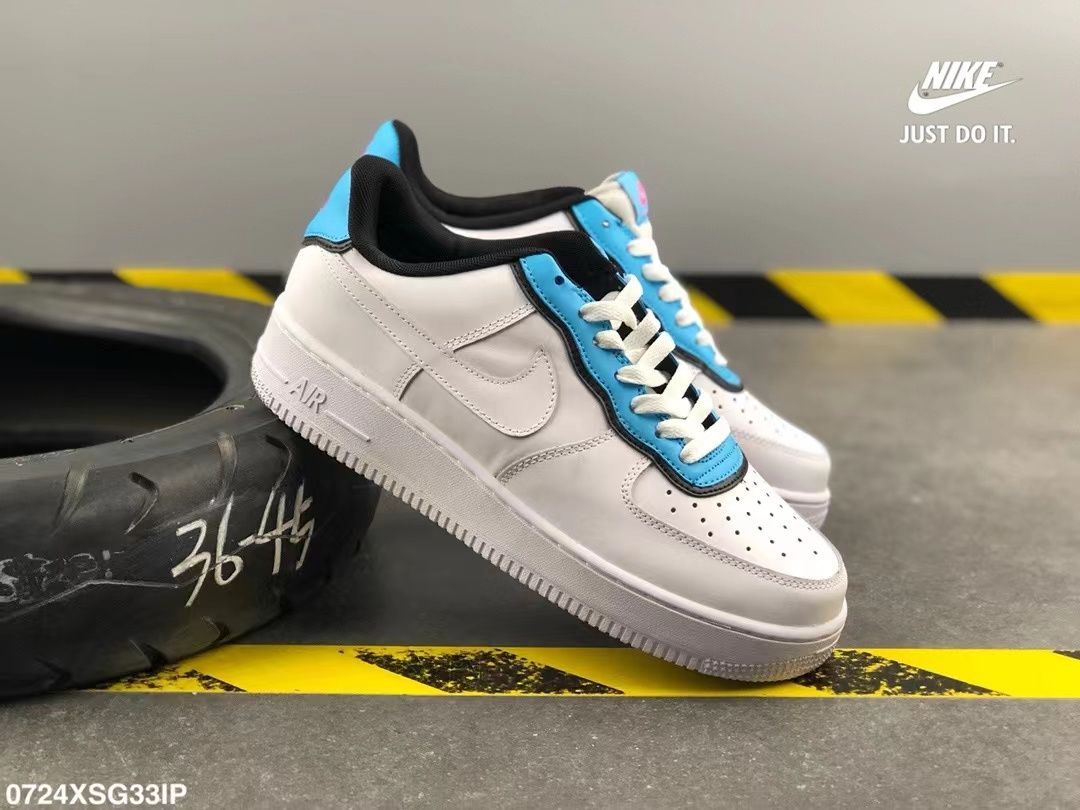 ナイキ スニーカー NIKE WMNS AIR FORCE 1 LOW  ESSENTIAL WHITE ナイキ ウィメンズ  メンズ レディース 男女兼用エアフォース 1 ロー 07 エッセンシャル ホワイト