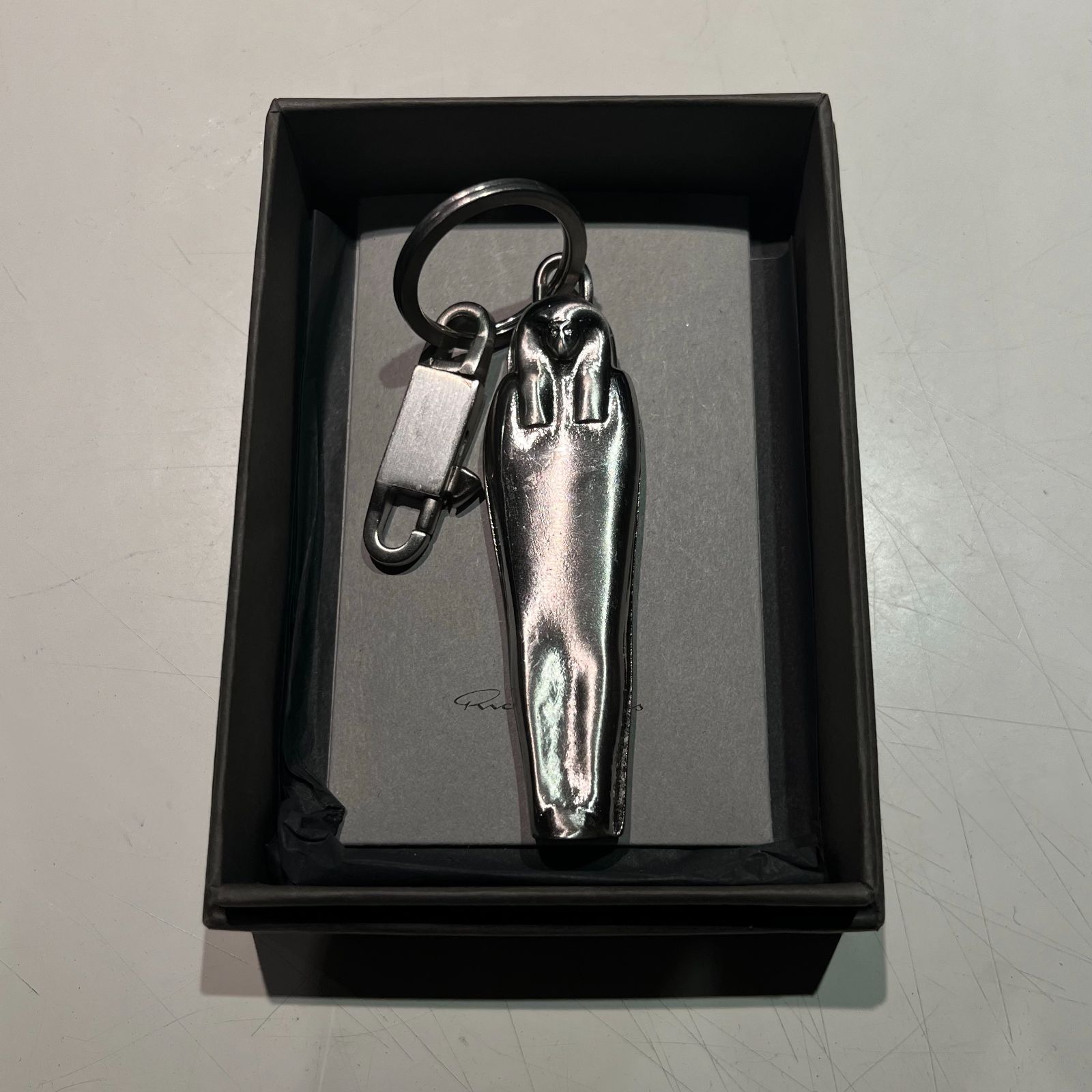 【2025年】エレガントファッションを上品に着 Owens Rick Sarcofago キーチェーン Keychain 小物