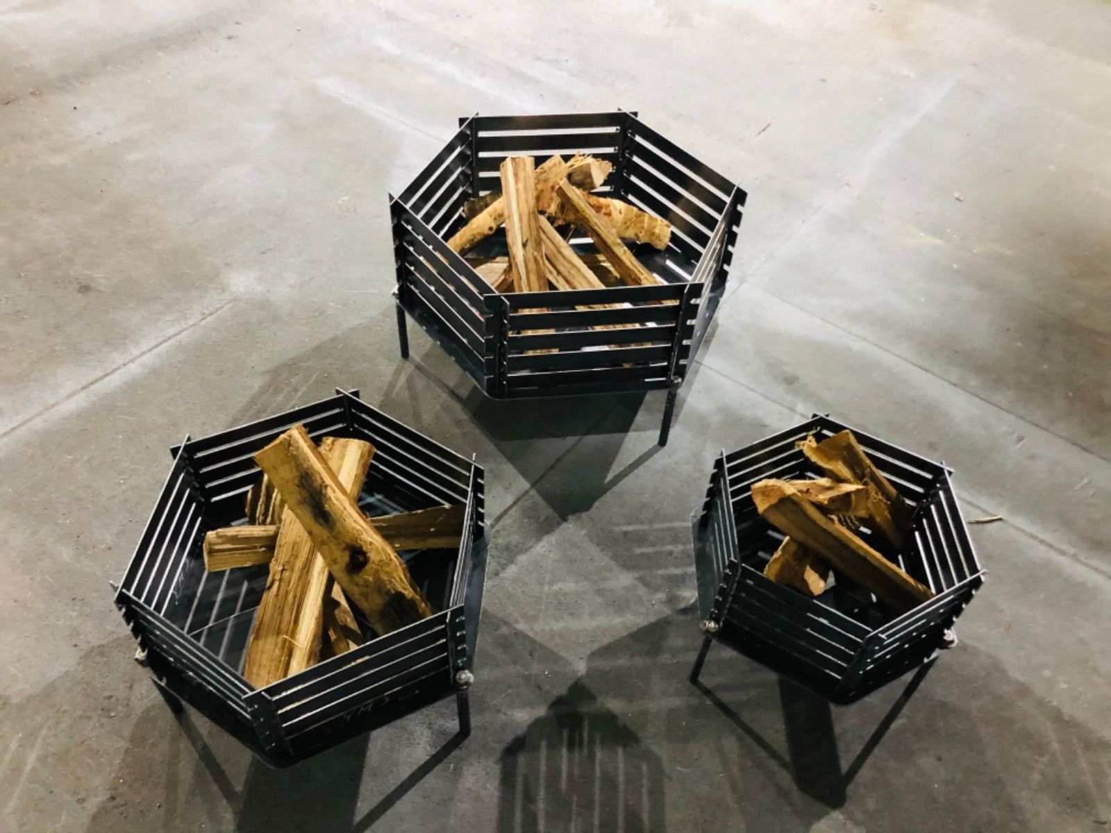 YAGU-M オリジナルスチール製組み立て式焚火台 ストレート丸棒 Amazon | WAQ 焚き火台-YAGURA- 鉄製 アイアン おしゃれ