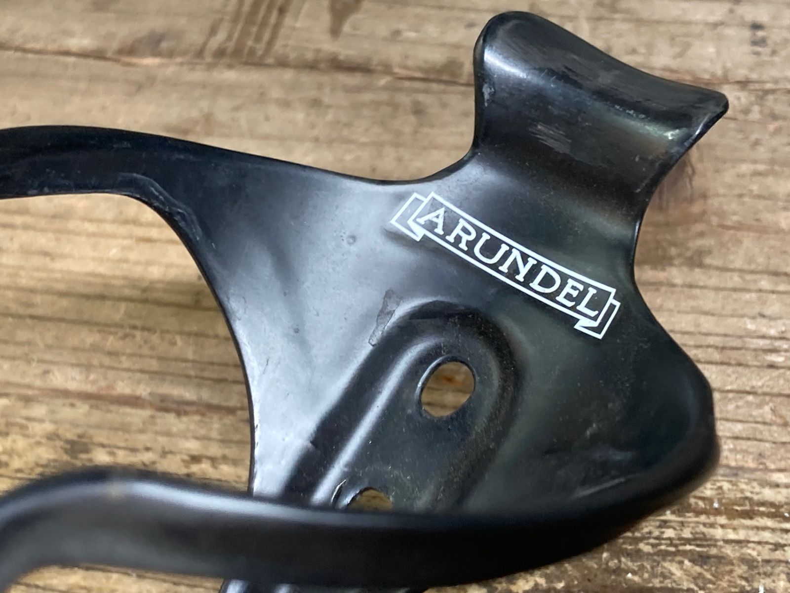 配送商品は通常配送無料。 JK786 アランデル ARUNDEL カーボンボトルケージ ペア