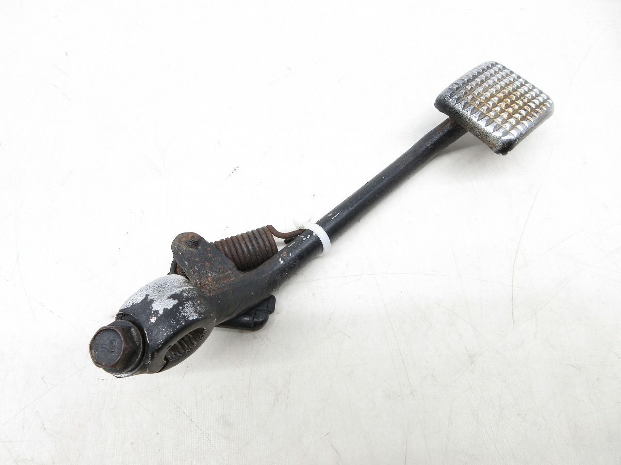 バルカンさん専用　3本目 バルカン400 純正ブレーキペダル 中古バイク部品 0708K14-52